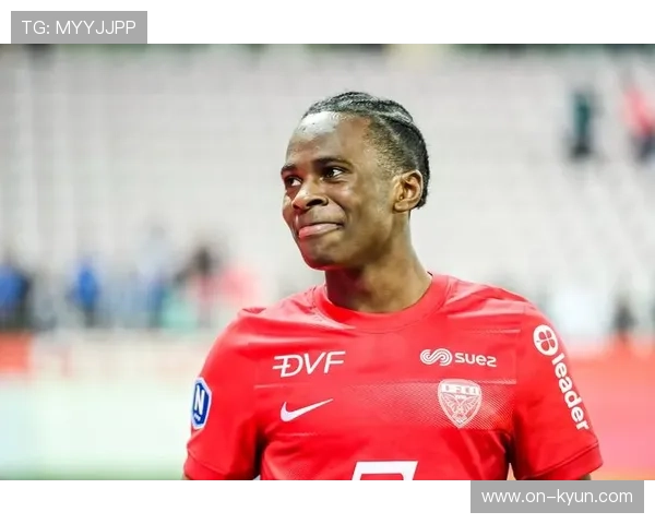 斯特拉斯堡700万欧签下敦刻尔克新星亚辛